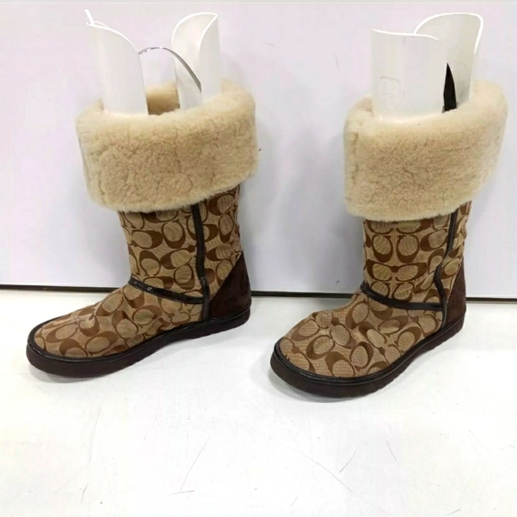 Coach Nikole Designer Signature Women's Winter Boots Size 6B - Picture 2 of 6